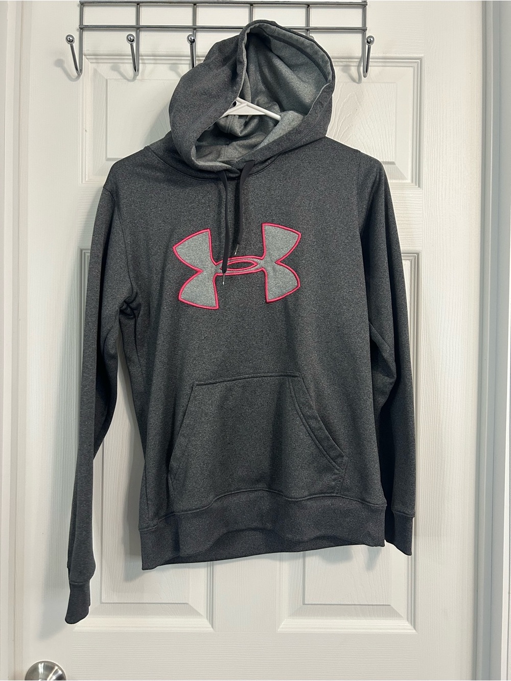 Under Armour Women’s Size XSM Hooded Pullover